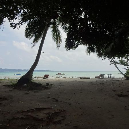 Gold India Beach Resort Govind Nagar Exterior photo