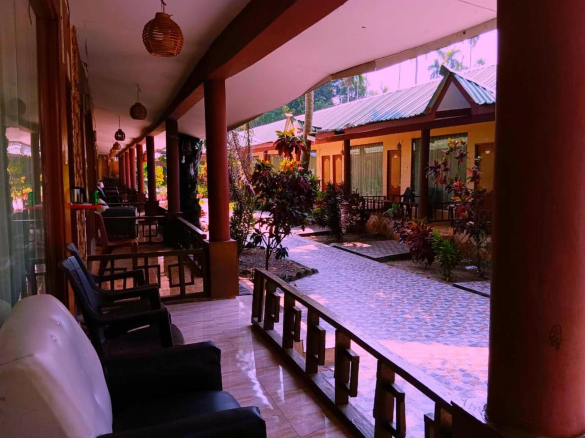 Gold India Beach Resort Govind Nagar Exterior photo